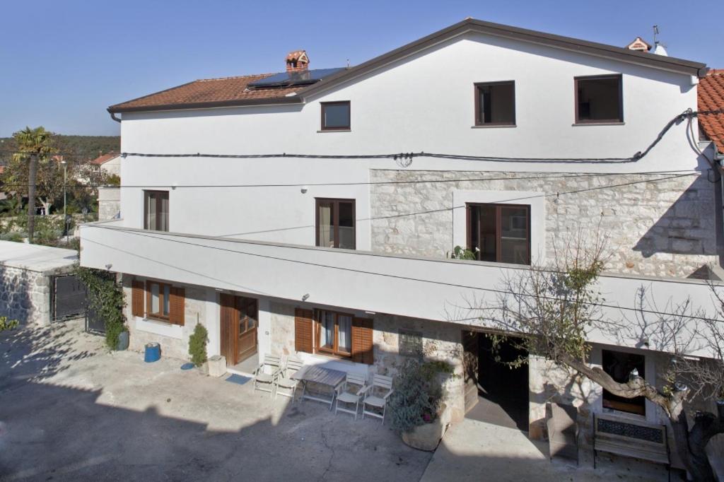 Holiday Apartment In Funtana With Balcony, Air Conditioning, Wifi, Washing Machine 4982-1 Exterior foto
